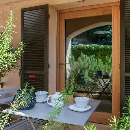 Studio D'architecte Erbalunga Apartman Brando